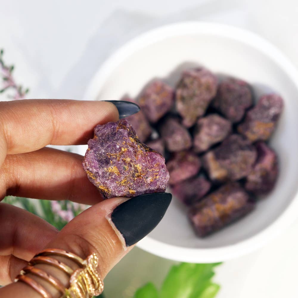 Gem Ruby Raw - Ruby Crystal