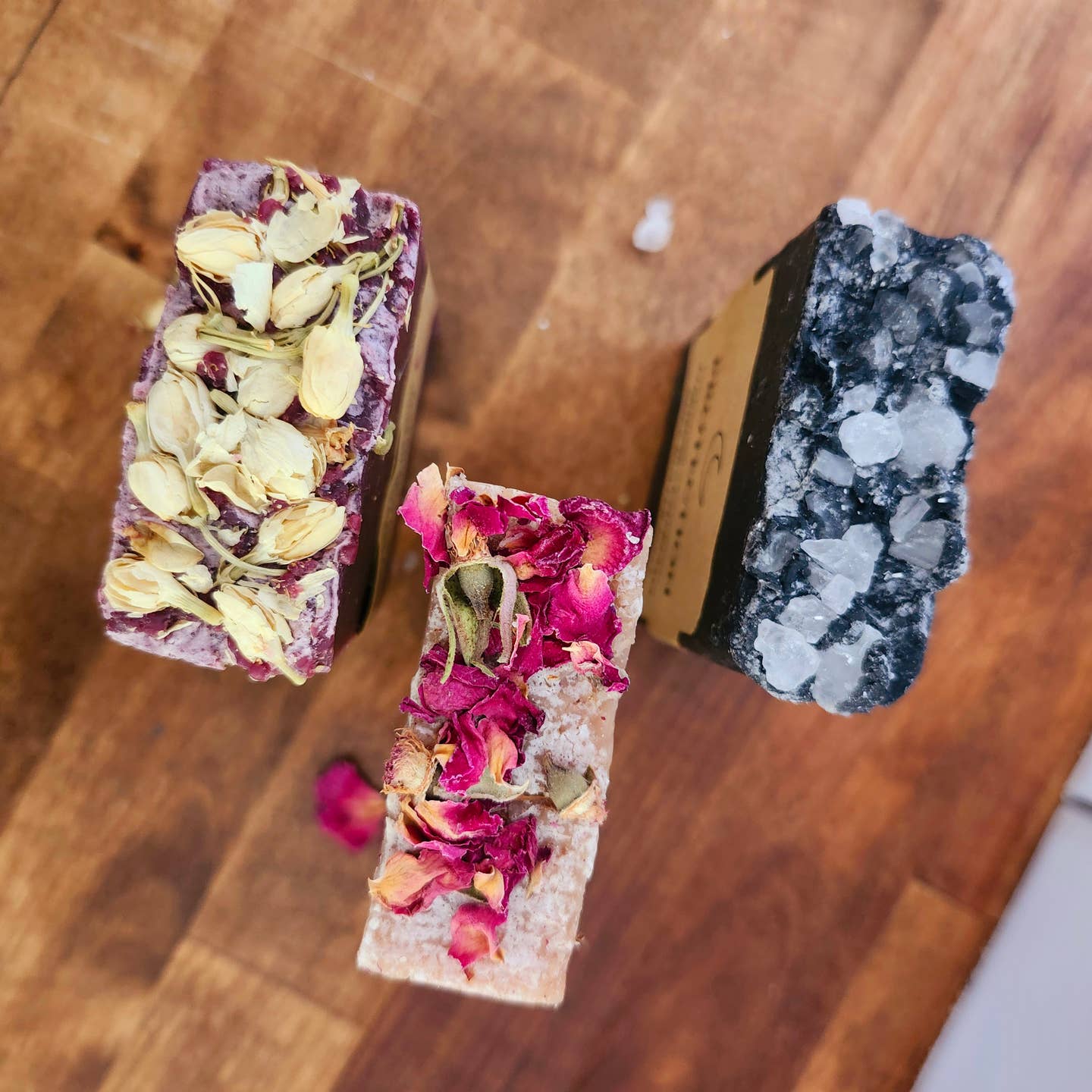 Oakmoss + Charcoal Organic Shea Butter Protection Soap
